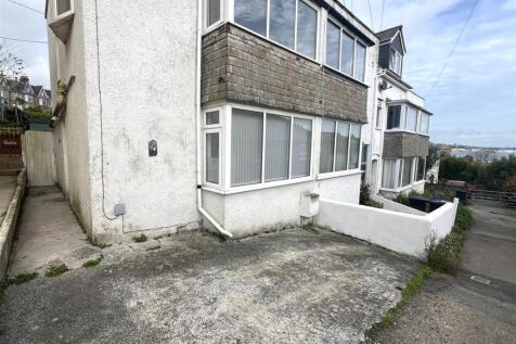 Garden &amp; Parking