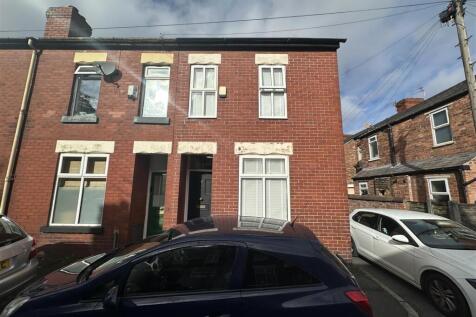4 Bedroom House in M14 5GY