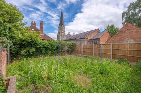 Rear Courtyard Garden