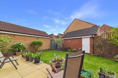 Side/Rear Garden