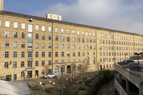 Office to rent in halifax