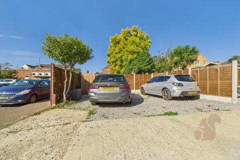 CAM03877G0-PR0258-STILL025.jpg
