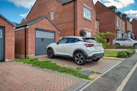 Garage and driveway.jpg