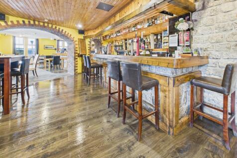 CAM03481G0-PR0107-STILL009