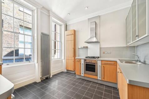 Earlham Street