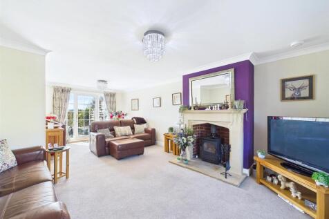 Living/ dining area