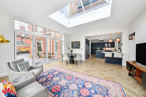 7 bed, 5 bath Detached in Birmingham - Photo 10