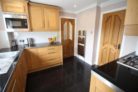 Fitted Kitchen