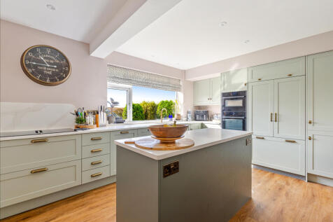 A09 - Holbrook Farm, Stokenham - 251006