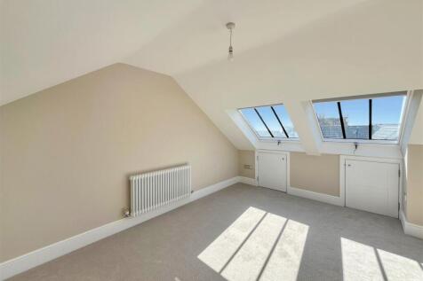 Main bedroom.jpg