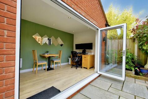 Garden Room Office_4.jpeg