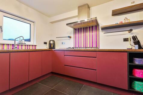 Breakfasting Kitchen