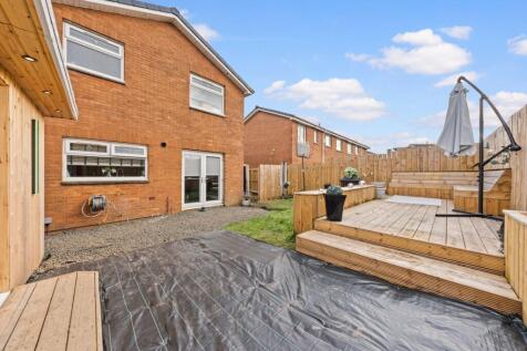 3 bed, 1 bath Detached in Glasgow - Photo 25