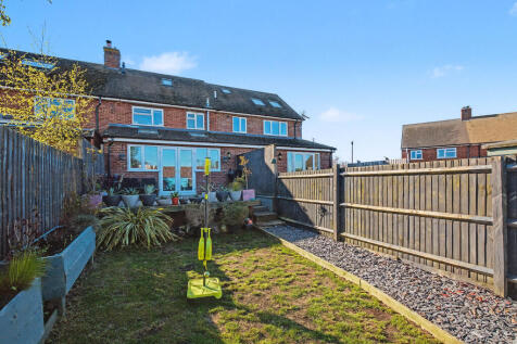 Rear Garden - Ang...