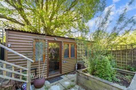 Workshop/Outbuildings