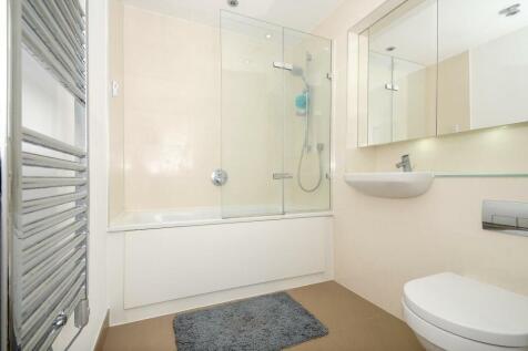 Fantastic one bedroom flat on Roehampton Lane!