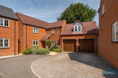 Ivydene Court, Naseby