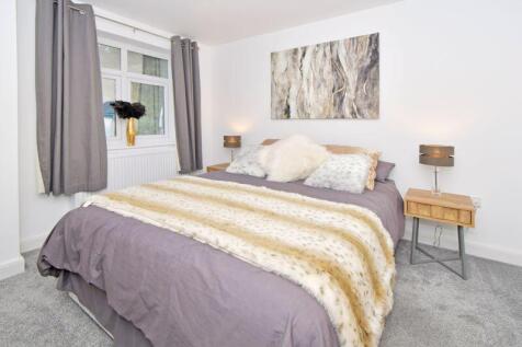 GROUND FLOOR BEDROOM