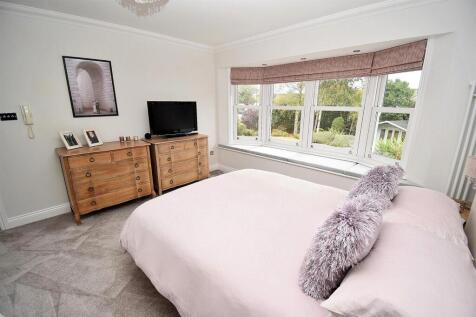 BEDROOM TWO ALTERNATE (WINDOW SEAT).JPG