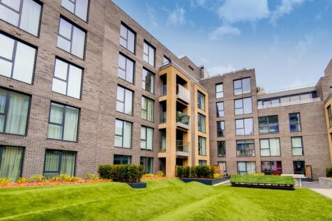 1_Courtyard & Gym...