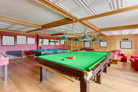 Snooker Room