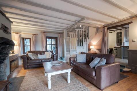 Curlew Rise (3 of 20).jpg