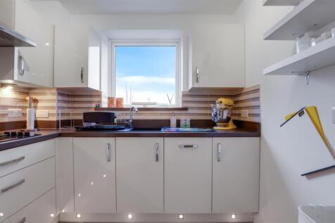 06-3389JHMCS - 22 Lewis House - 16.jpg