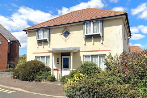 2 Northcliffe - Front1.jpg