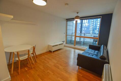 AVAILABLE NOW | FULLY FURNISHED | SECURE ALLOCATED PARKING | BALCONY | Beaumont Building is located close to Deansgate, The Arndale and Victoria Train Station. This superb fourth floor apartment is fl