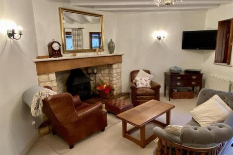Sitting Room.jpeg