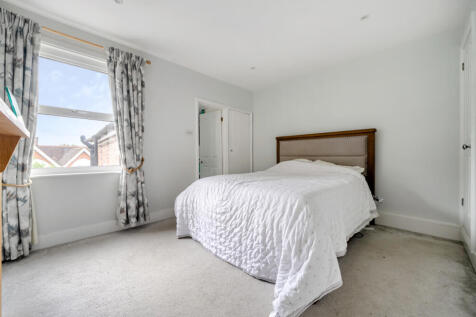 1349346-15-68b82f...