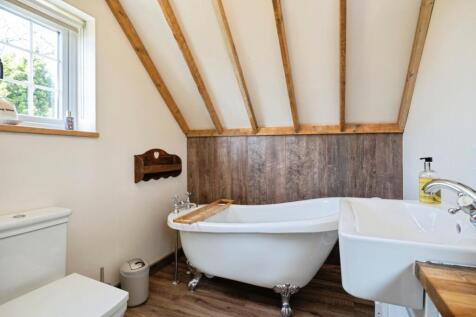 Cottage Bathroom