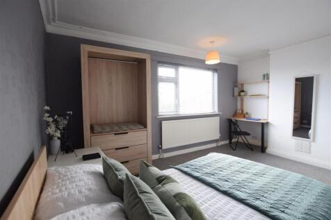 3 Bedroom Terraced in LN1 1HZ