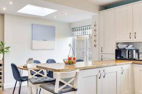 Pixmore Way 88-22.jpg