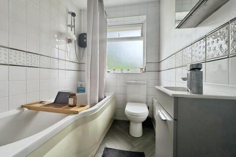 f16af171-WhatsApp...