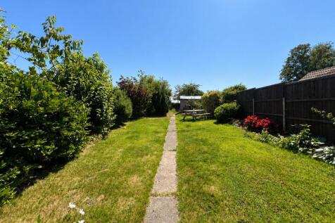 Vincroft - garden..jpeg