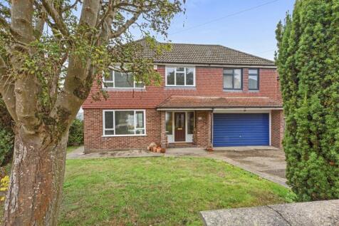 22 Amersham Hill Gardens, HP13 6QR-21.jpg