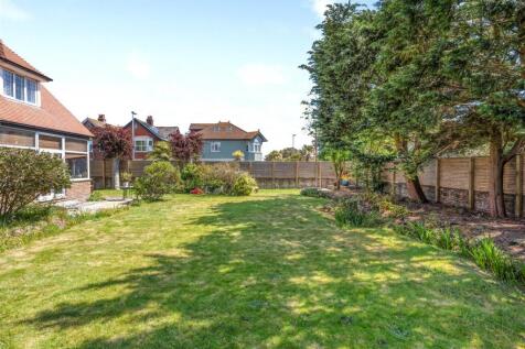 St Valerie Road, 19-021.jpg