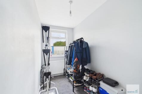 CAM03394G0-PR0376...