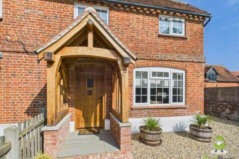 EweMove Basingstoke Estate Agents 17 Vyne Road