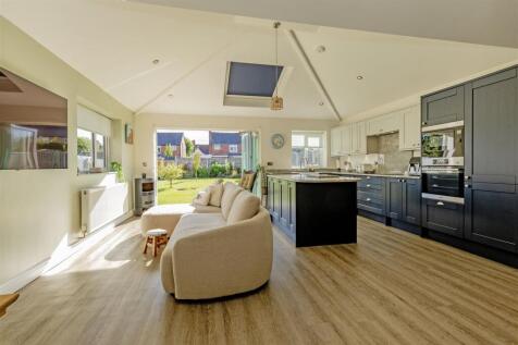 Kitchen-4.jpg