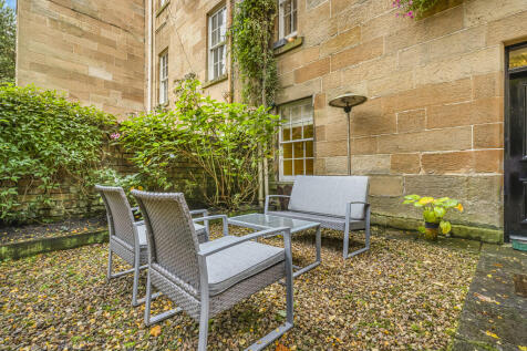 128-print-46 St V...