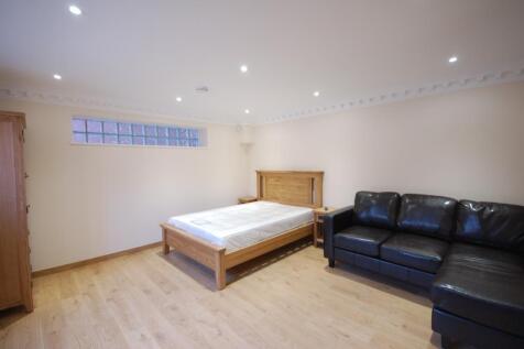 Reception/Bedroom