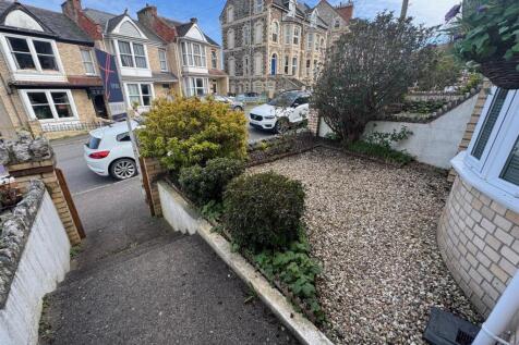 Front garden.jpg