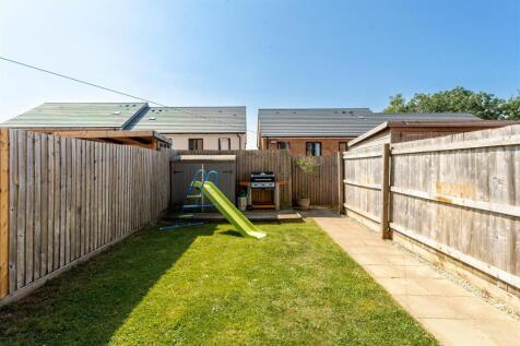 11 Strawberry Drive Yatton BS49 4GA 55.jpg