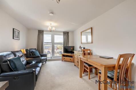 8685487-interior14-800.jpg