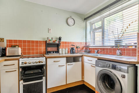 1303834-20-685451...