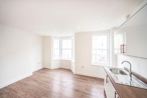 Living Room / Kitche