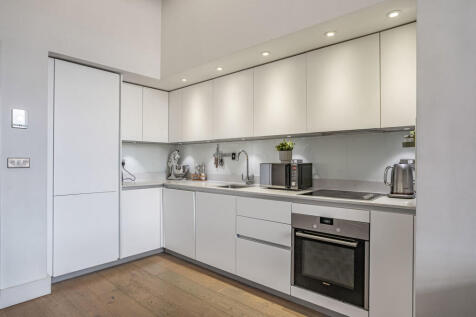 Reception/Kitchen