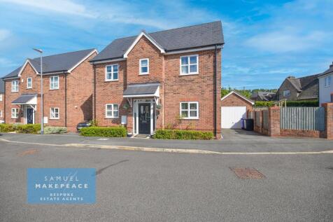 Three Bedroom Detached Property on Highly Sought